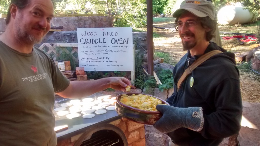 Rocket Stove-Style Griddle & Barrel Oven